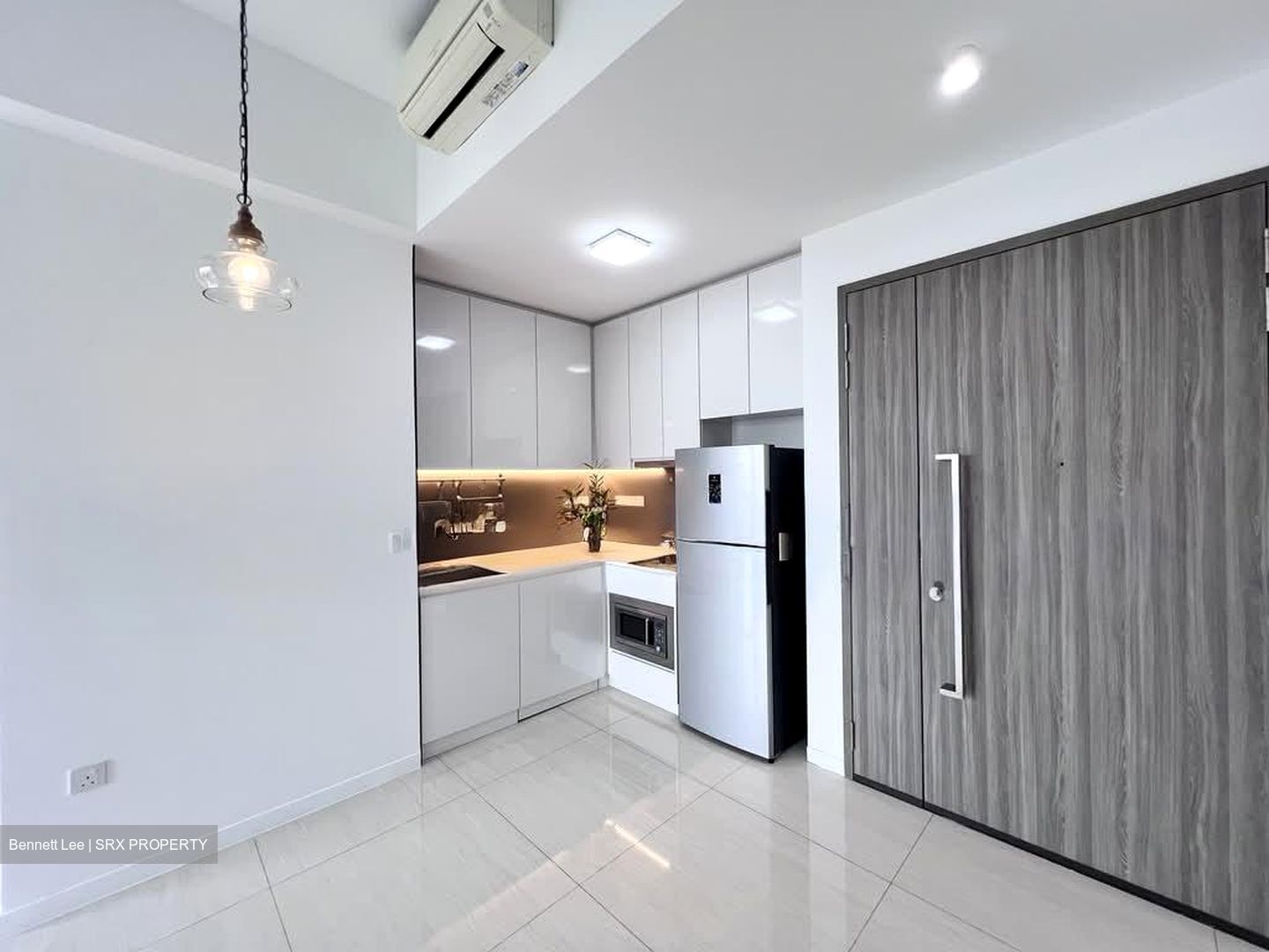 Sky Vue (D20), Condominium #568121231